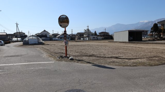 池田町会染　売土地の外観