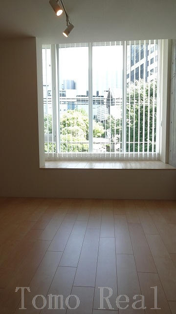 ＨＴピア赤坂の洋室