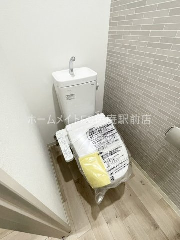 大阪市鶴見区今津中５丁目のアパートのトイレ