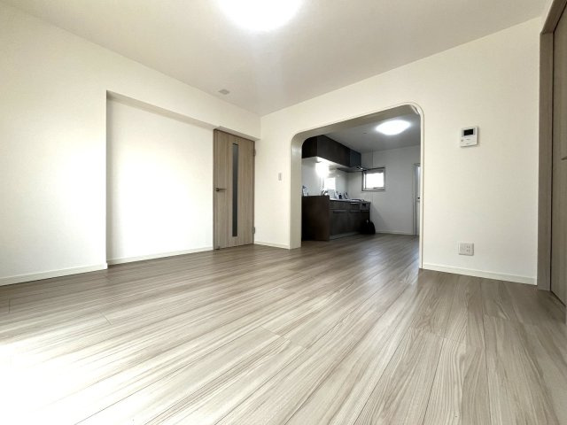 大町団地22号棟の居間・リビング|
家具を配置しやすいリビング。
リビングは1番長く居るお部屋だから、使いやすいことが何より大切☆
