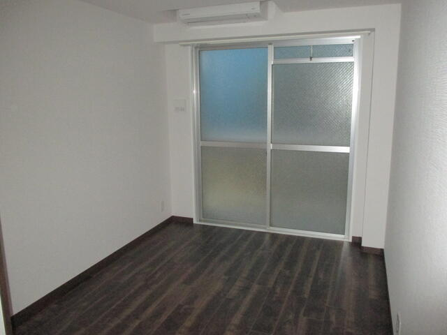 パークサイドヴィラの洋室