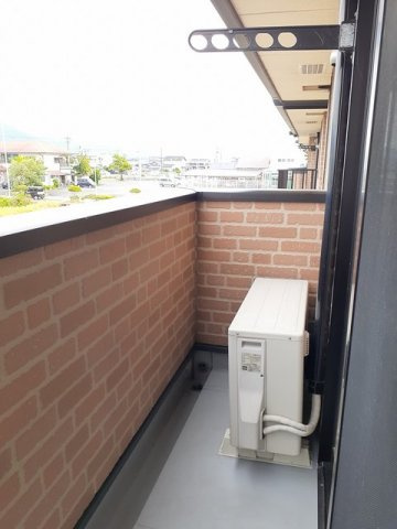 シュティル　鏡　Ｂのバルコニー