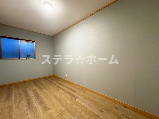 横堤2 中古戸建の洋室|洋室です