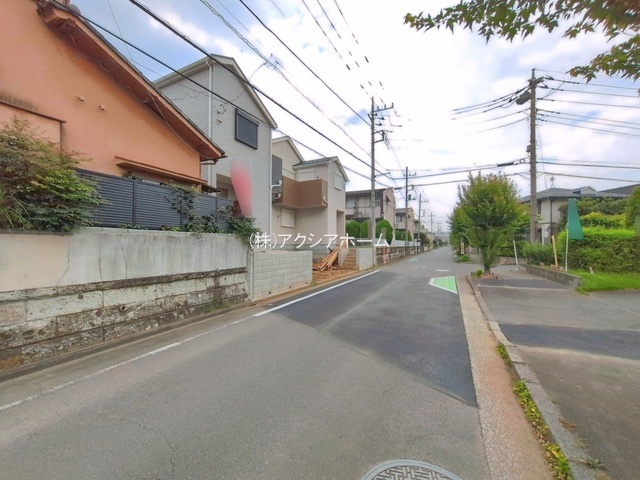 所沢市中新井5丁目・全2棟　新築一戸建　1号棟の前面道路含む現地写真|現地写真（2026年7月16日撮影）