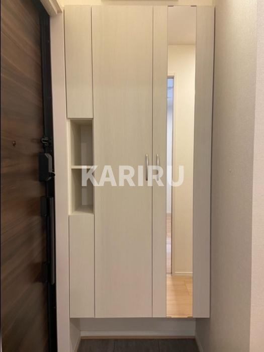 ルーナ　ジェーナの玄関