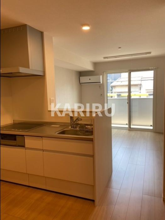 ルーナ　ジェーナの居間・リビング