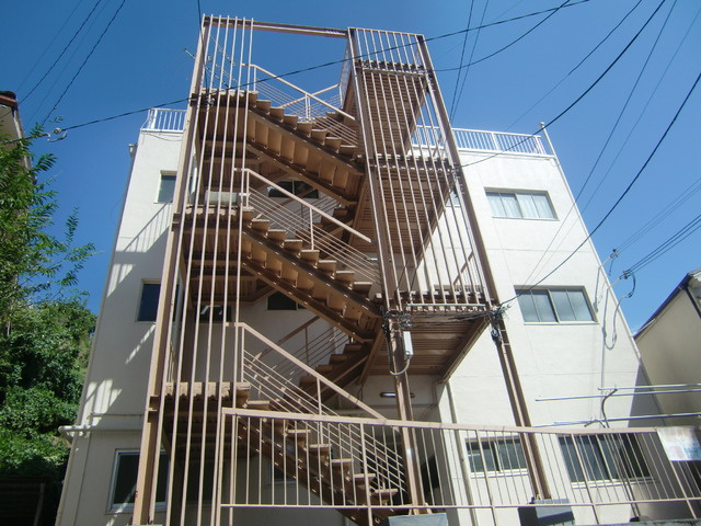 一王山マンションの外観