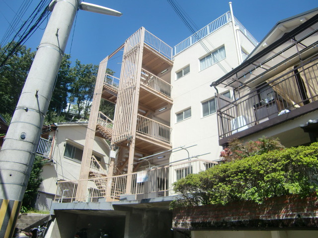 一王山マンションの外観