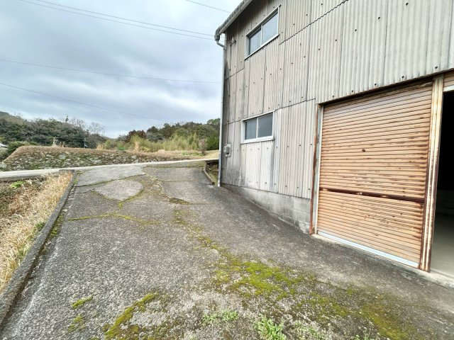 【庭】 | O様野上中倉庫