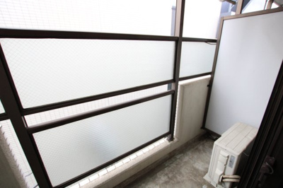 【バルコニー】 | 吉田ビル