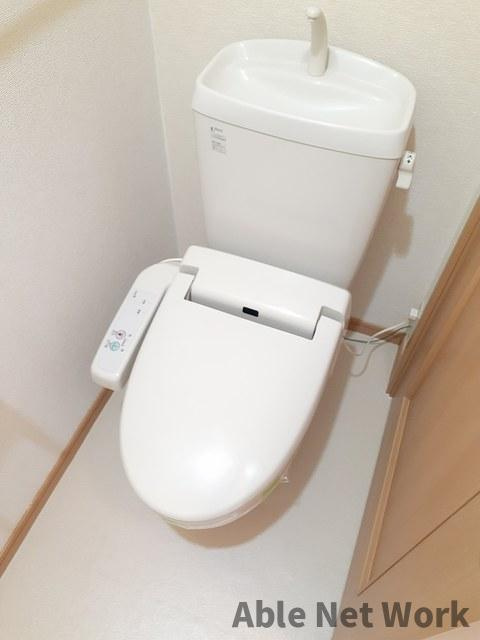 サンライト若松Ⅱのトイレ|暖房便座設置