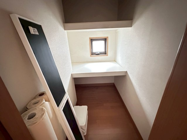 店舗付中古戸建　不破郡垂井町宮代　平成13年築の収納