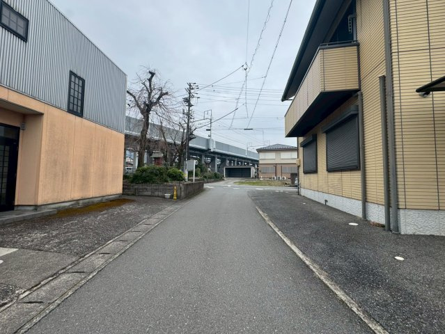 店舗付中古戸建　不破郡垂井町宮代　平成13年築の周辺