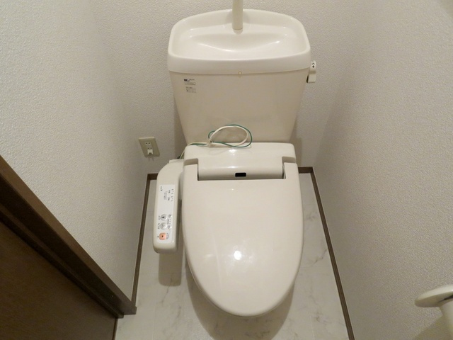リブェールのトイレ|トイレは人気の温水洗浄便座対応です☆