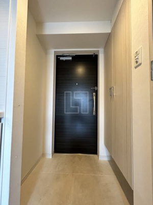 【玄関】 | S-RESIDENCE阿波座WEST | S-RESIDENCE阿波座WEST　玄関スペース