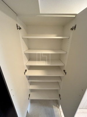 【収納】 | S-RESIDENCE阿波座WEST | S-RESIDENCE阿波座WEST　下駄箱