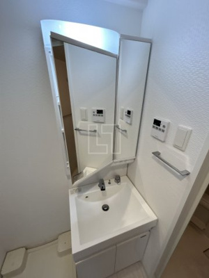 【洗面所】 | S-RESIDENCE阿波座WEST | S-RESIDENCE阿波座WEST　独立洗面化粧台