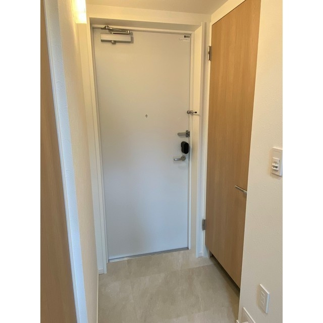 ウエリスアーバン大塚の玄関