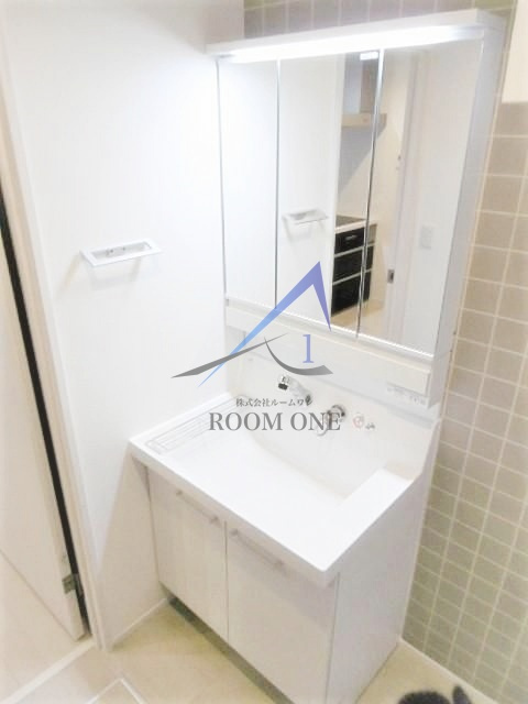 ベルプラージュ池上の洗面所|独立洗面台です。