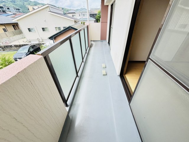 アビタシオン天拝のバルコニー|別号室タイプ