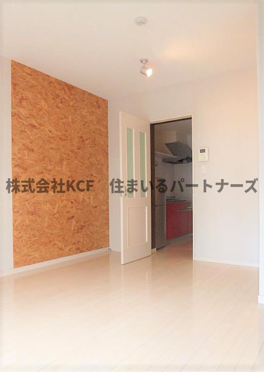 レ　クルールの居間・リビング