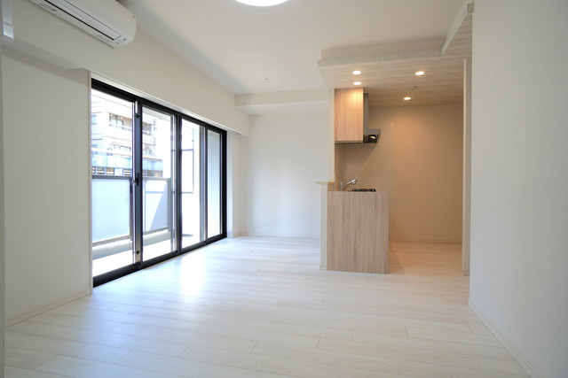 ヴィークブライト湯島の居間・リビング|※写真は同タイプ住戸です。