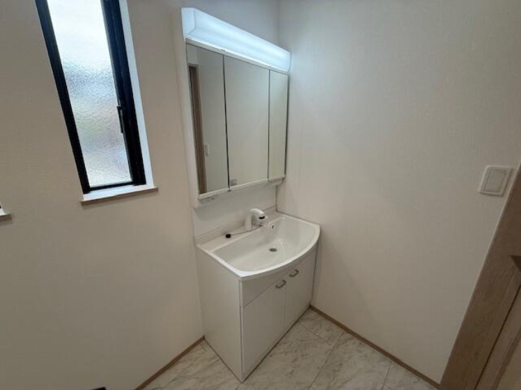 神戸市西区樫野台6丁目の独立洗面台