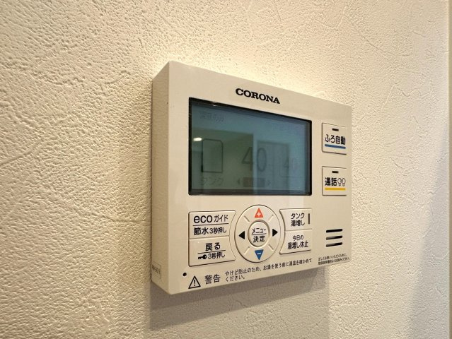 ライオンズ墨田アーバンマークスの洗面所|リフォーム工事中でもご見学（内覧）可能です。工事の進捗やエントランス・周辺状況の確認に合わせて同リフォームの完成現場もご覧いただけますので、お気軽にお問合せください。
※写真は同仕様の洗面化粧台。