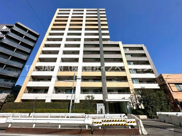 ライオンズ墨田アーバンマークスの外観|【2009年築・ペット飼育可】
利便性に優れた「ライオンズ墨田アーバンマークス」は築後約17年の時を経ても色褪せることなく存在感をアピールしています。リノベーション工事に伴い3/1から内覧可能です。