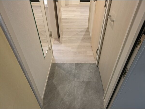 ザ・レジデンスパーク久屋大通の玄関