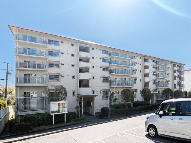 名谷18団地75号棟