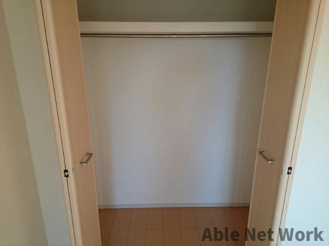 ゴールド　シュラインⅠの収納|クローゼット