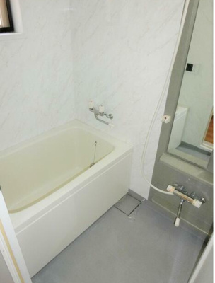 【浴室】 | ブランニューウェイヴ | 追い焚き機能付きバス。