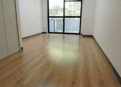 【寝室】 | ブランニューウェイヴ | きれいなフローリング。