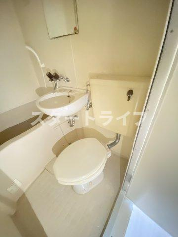 大阪市東淀川区淡路２丁目の賃貸マンションのトイレ