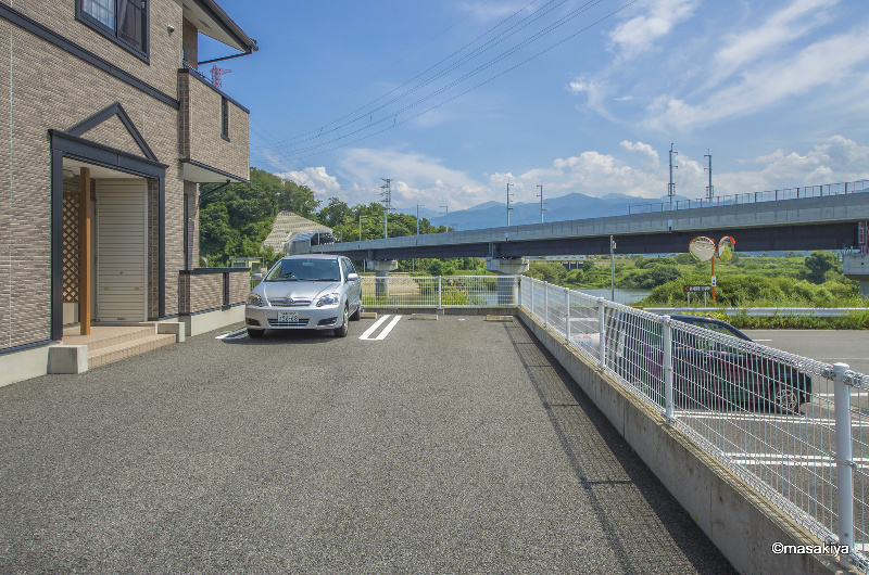 ミ・カサ・こまくさの駐車場|駐車場