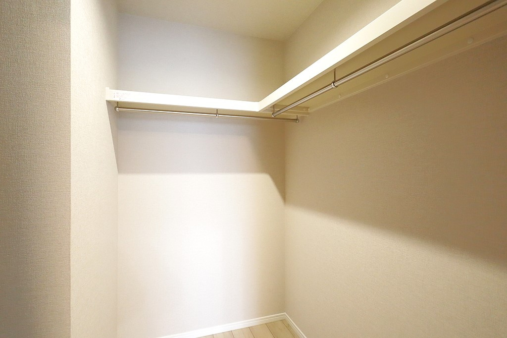 ルモン東加賀屋の収納