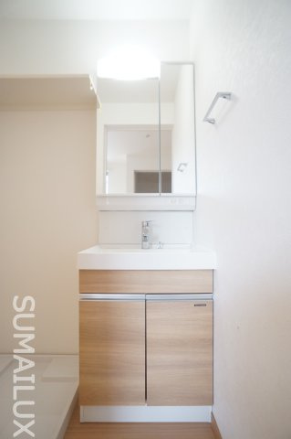 熊本市西区二本木３丁目のアパートの独立洗面台