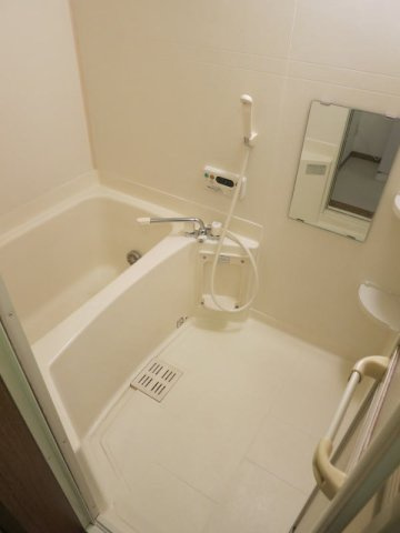 クレストール　イン　エクセルの浴室