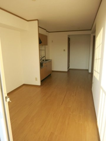 クレストール　イン　エクセルの居間・リビング