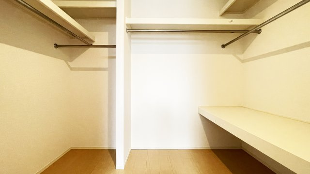 ブリエ　ドゥ　Ａ棟の収納