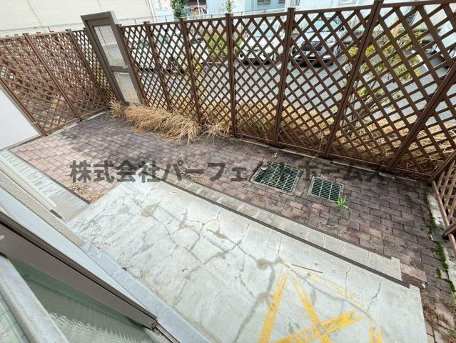 プレザント枚方のバルコニー|開放的で明るい空間を演出してくれるバルコニーです