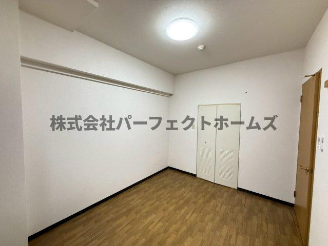 プレザント枚方の洋室|個人の部屋や寝室として使える洋室です