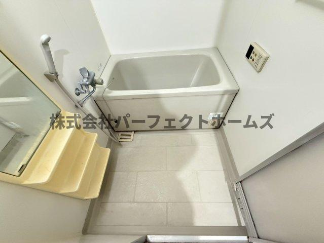 プレザント枚方の浴室|日々の疲れを癒すお風呂付です