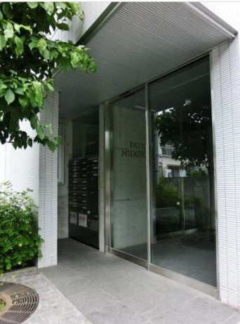パティオみづほ文京東大前のエントランス