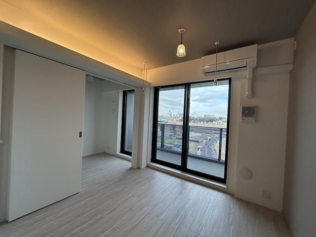 ブランシエスタ新丸子リバーフロントの居間・リビング