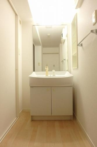 グランドソレーユの洗面所|同建築会社施工物件