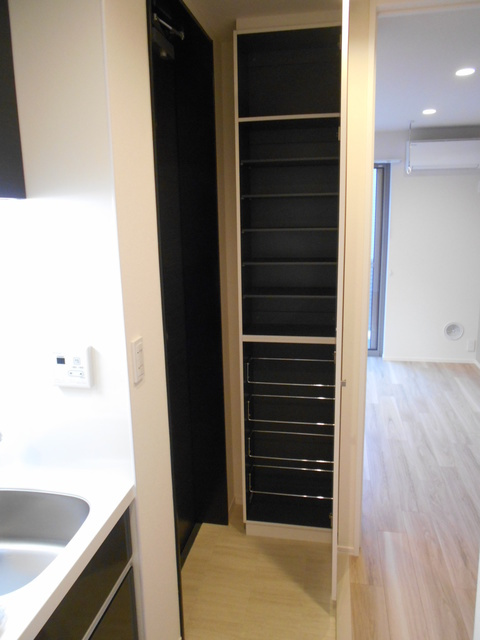 ラウレア中延の玄関|背の高いシューズBOX