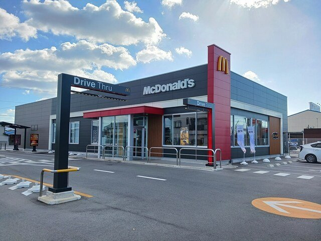 モメントの周辺|マクドナルドまで386m