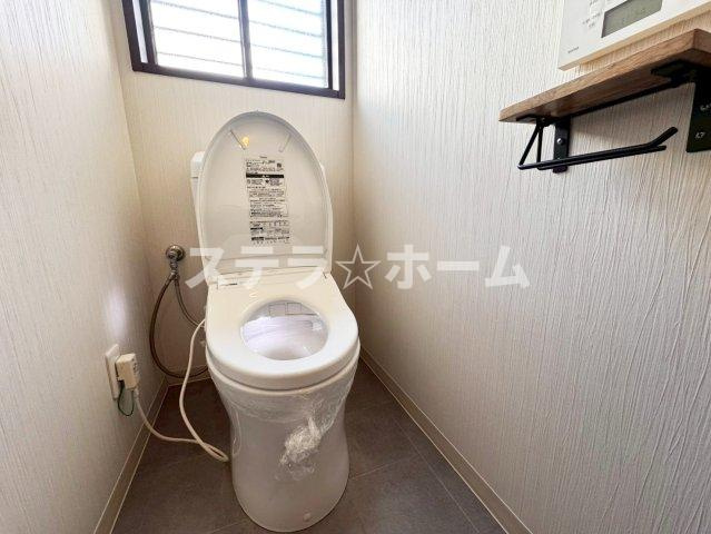夕日丘2 中古戸建のトイレ|トイレです